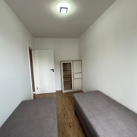 アパート Mieszkanie Kompletnie Wyposazony Wifi Parking Niedaleko Centrum